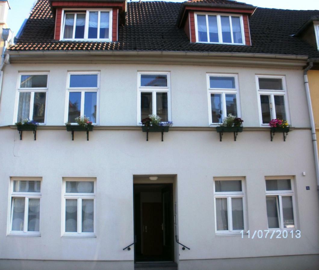 Korner 1 Mit Terrasse & Parkplatz - Abc27 By Abcwismar Apartment Exterior foto